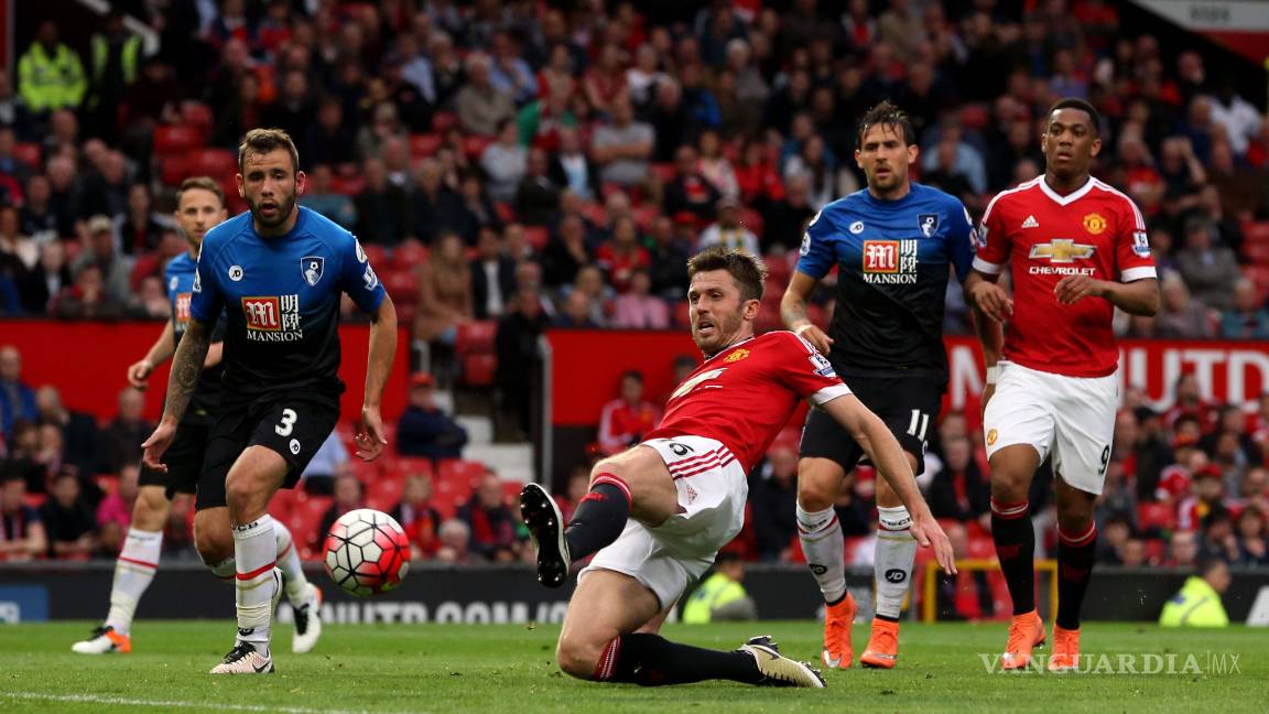 $!Manchester United vence 3-1 a Bournemouth tras falsa alarma de bomba