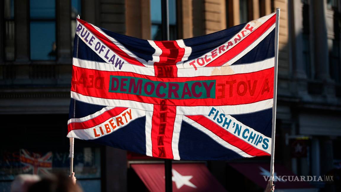 $!Más de medio millón de personas protestan por el Brexit