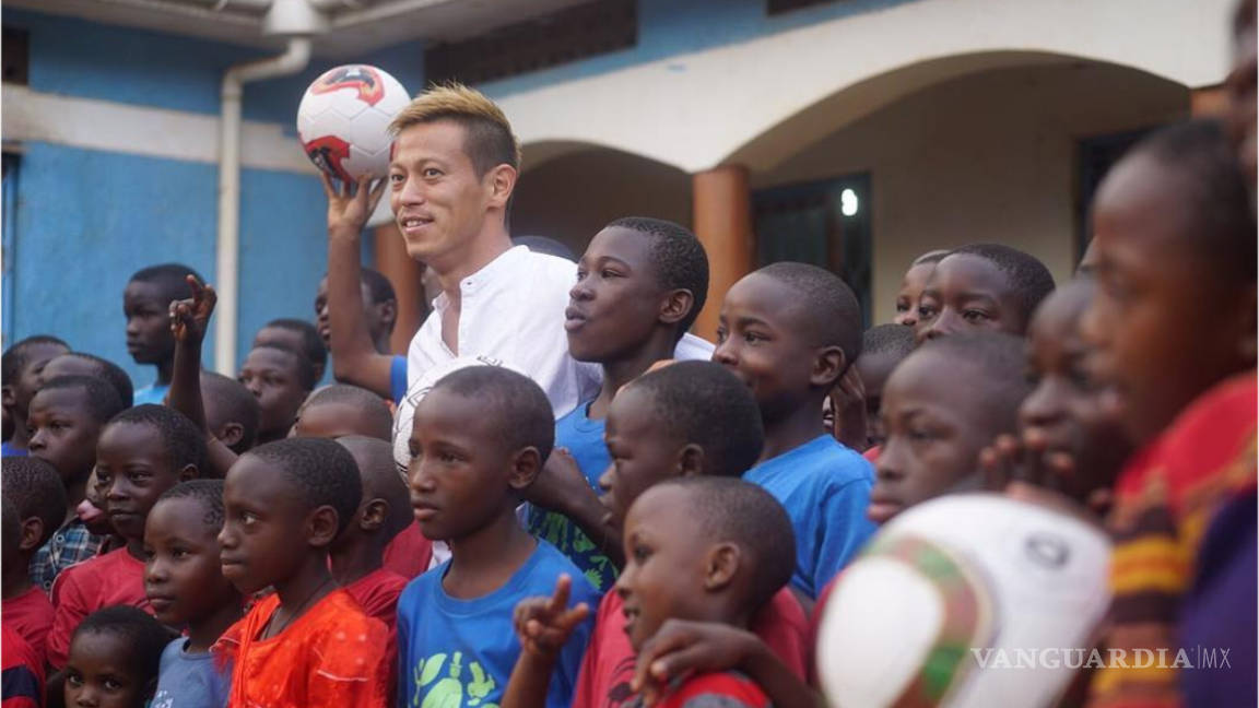 Keisuke Honda, el futbolista que quiere educar al mundo