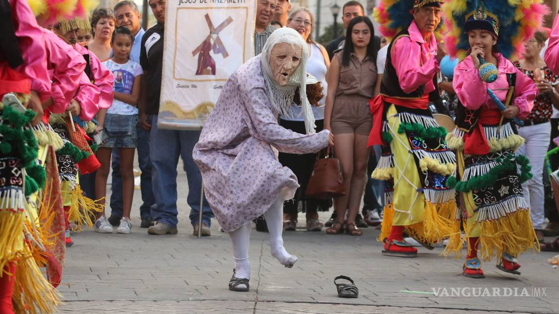 $!Fiesta de ritmo y color: Matlachinada de Coahuila