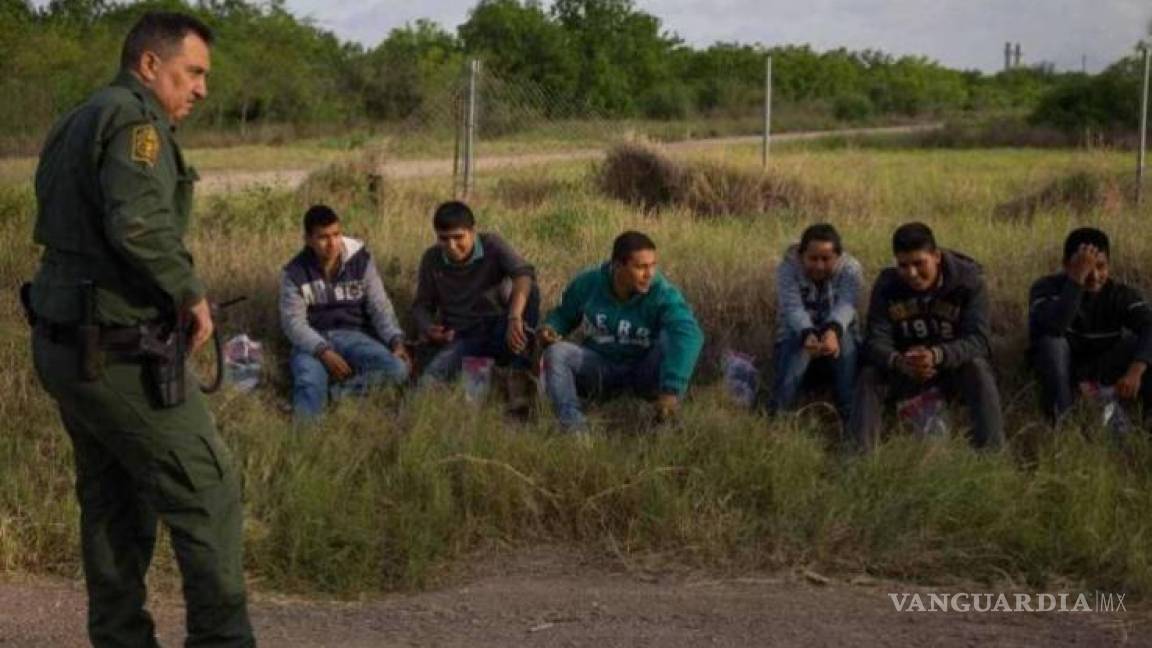 Texas refuerza su frontera; detiene a 310 inmigrantes en unas horas