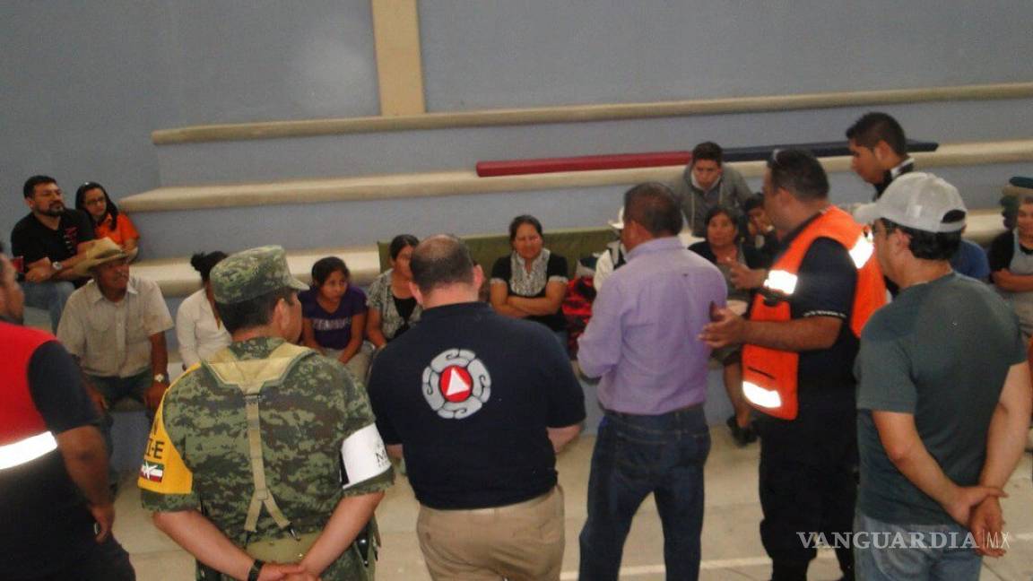 Evacuan a habitantes de Tlaxcoapan por fuga de combustible