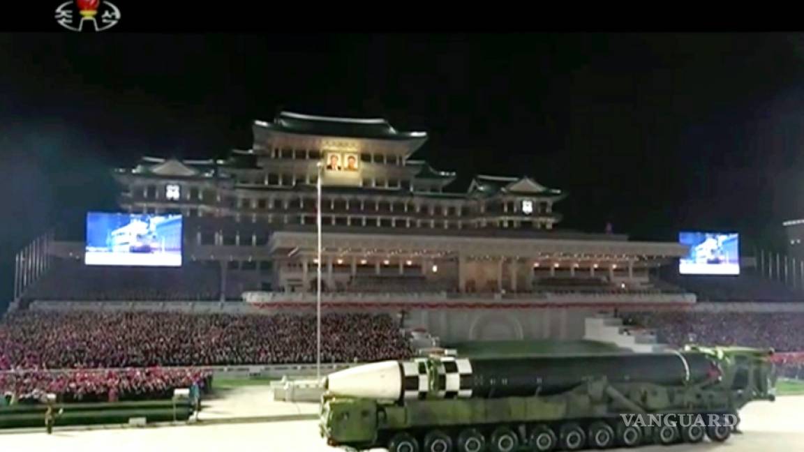 Kim Jong-un envía un mensaje a Trump con su nuevo y mayor misil balístico intercontinental