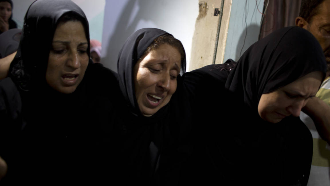 $!Ataque israelí mata a palestina embarazada e hija en Gaza