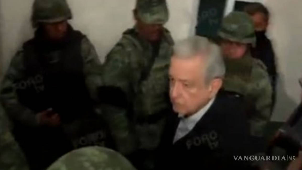 Andrés Manuel López Obrador llega a accidente en Hidalgo