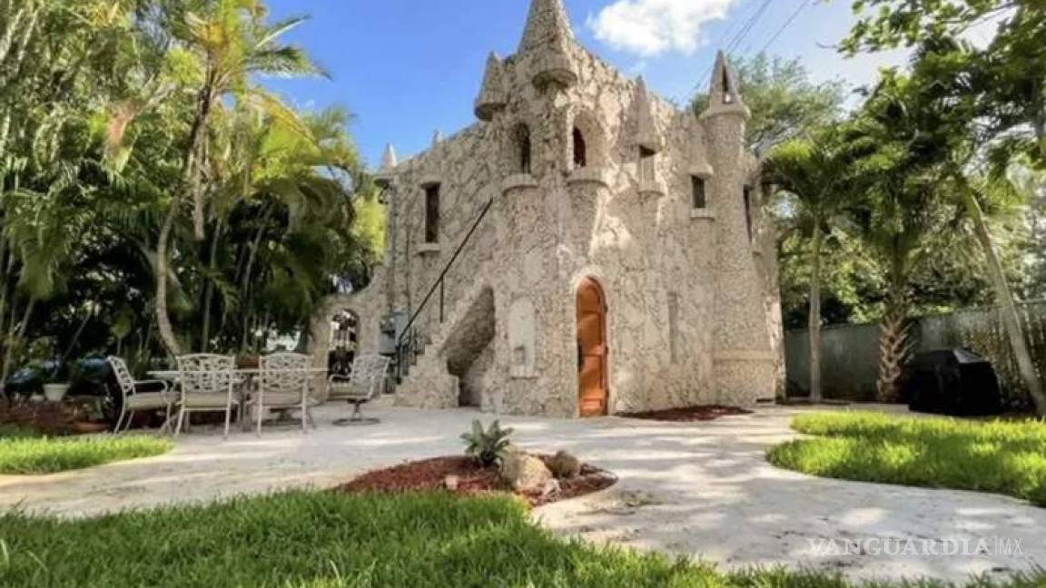Ponen a la venta un diminuto castillo de casi 100 años en Florida