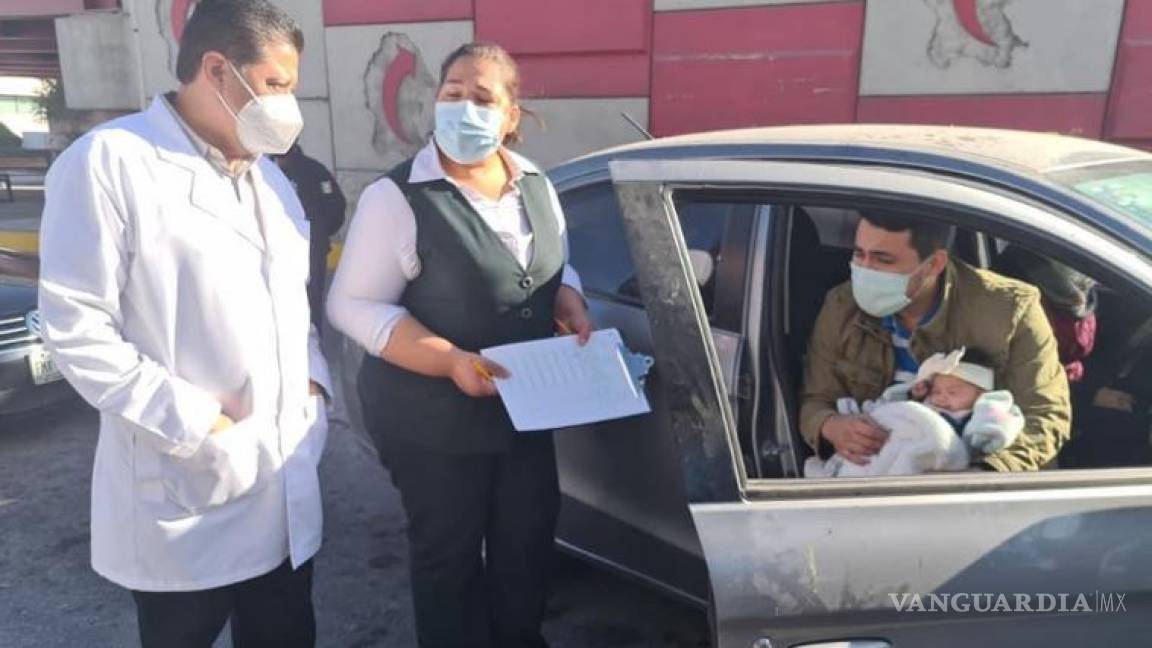 Realizan 'Vacunación desde tu Auto' en IMSS Monclova