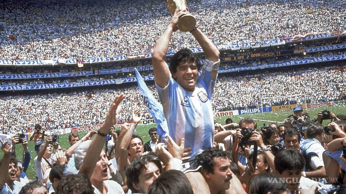 ¿Cuántos títulos ganó Maradona en su carrera?