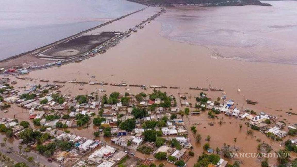 Inundaciones en Sonora causan cierre de carreteras y caos