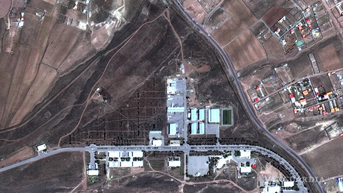 $!Esta imagen satelital, proporcionada muestra edificios en una base de misiles iraní cerca de Tabriz, Irán. Irán ha insistido durante mucho tiempo en que su programa nuclear es solo para fines pacíficos.