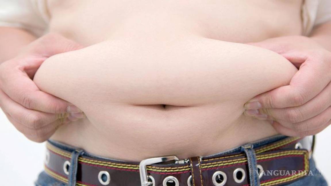 Deben mexicanos bajar consumo de carbohidratos para combatir sobrepeso: experto
