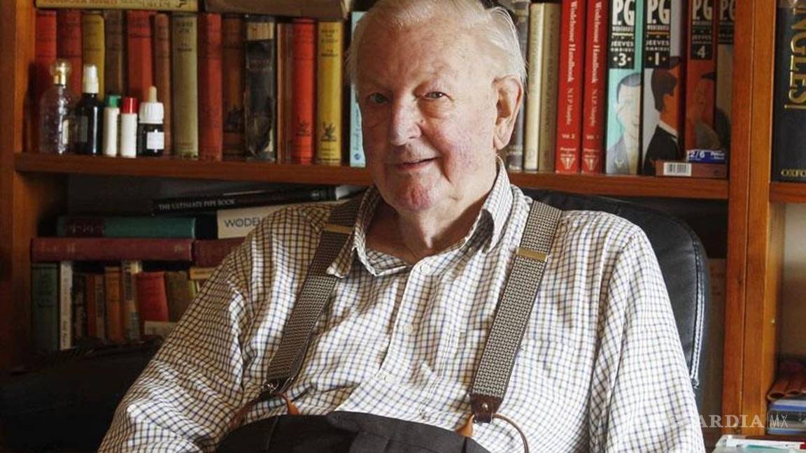 Muere el escritor británico Tom Sharpe