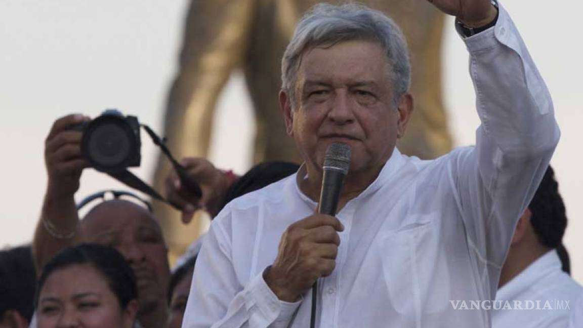 Demanda AMLO diálogo con maestros disidentes