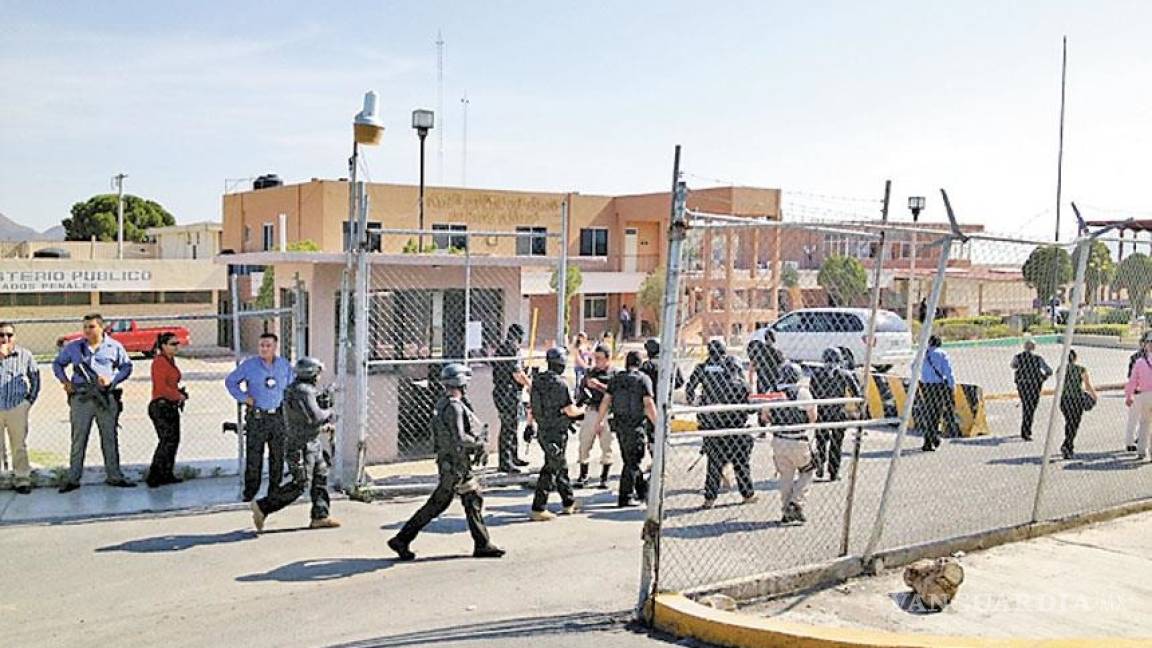 Internan en penal de Torreón a homicida; ingresan 4 ladrones