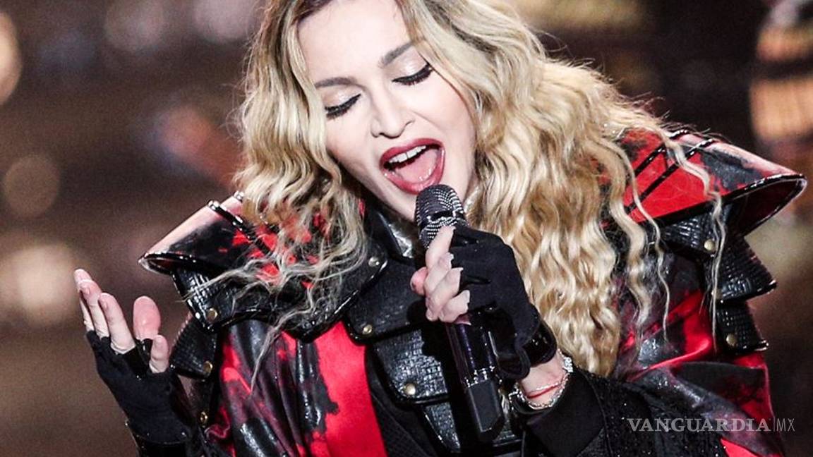 Madonna le da al papa Francisco su 'bendición'