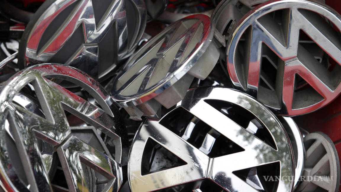VW enfrenta ola de problemas legales por escándalo