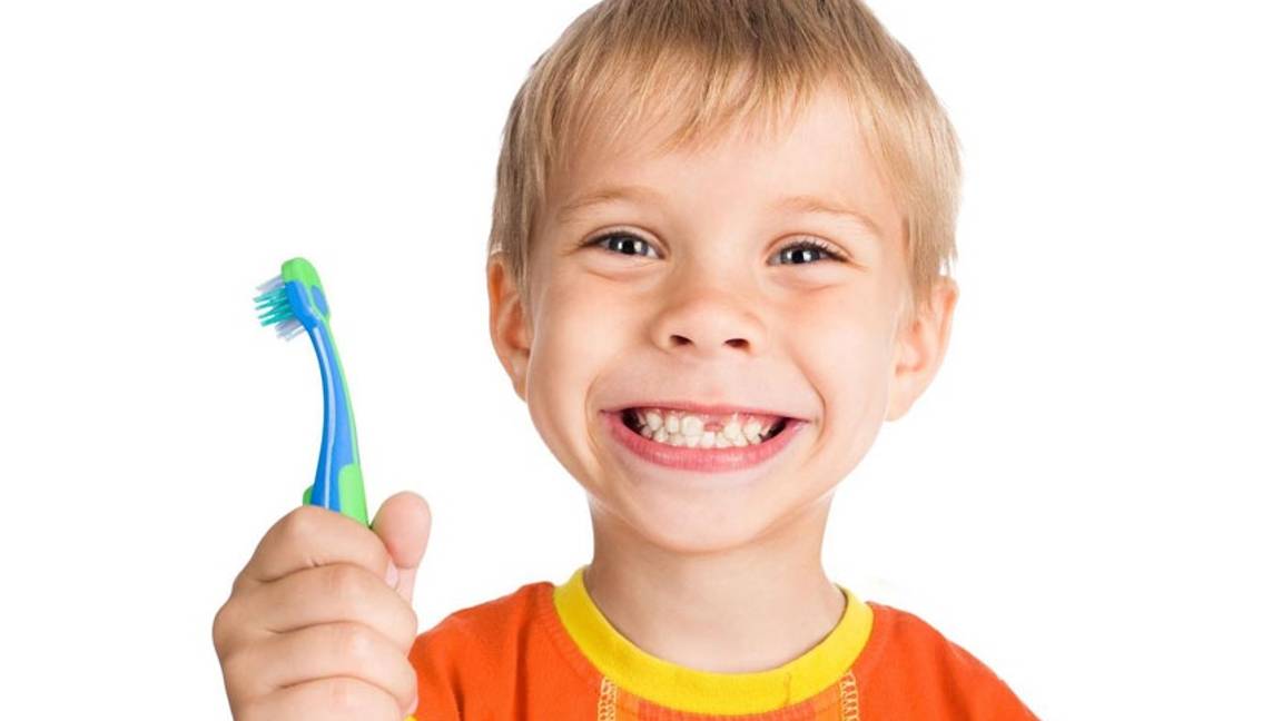 ¿Cuándo y cómo cambian los dientes de los niños?