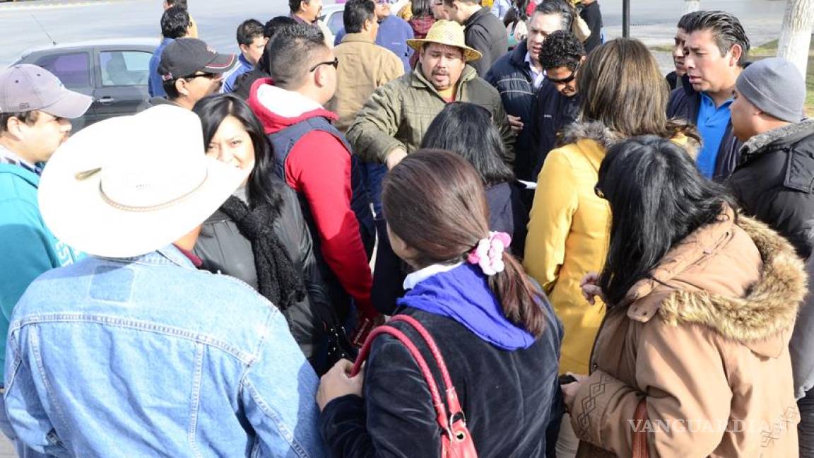 Protestan maestros de Coahuila por retiro del subsidio al ISR