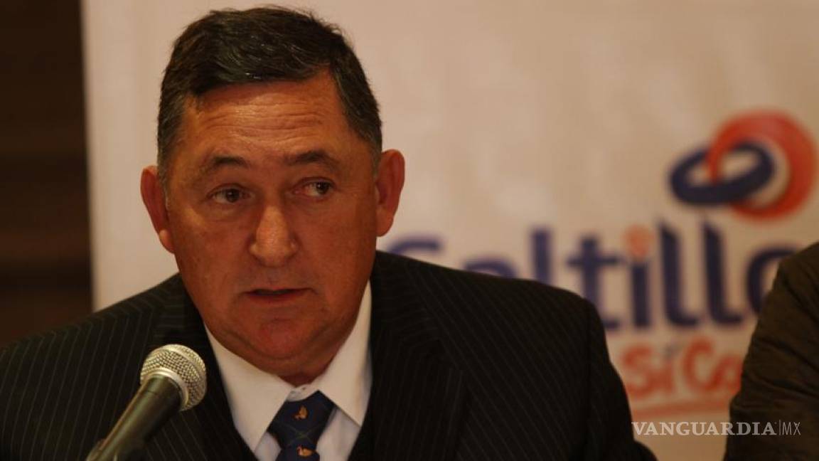 Regresar o renunciar a su cargo como Alcalde de Saltillo plantea a Isidro López el Congreso local