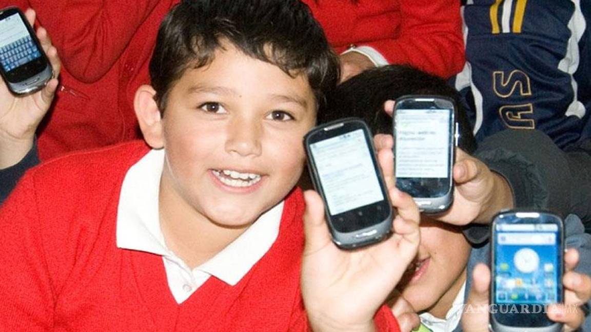 ¿Deben usar celular los niños?