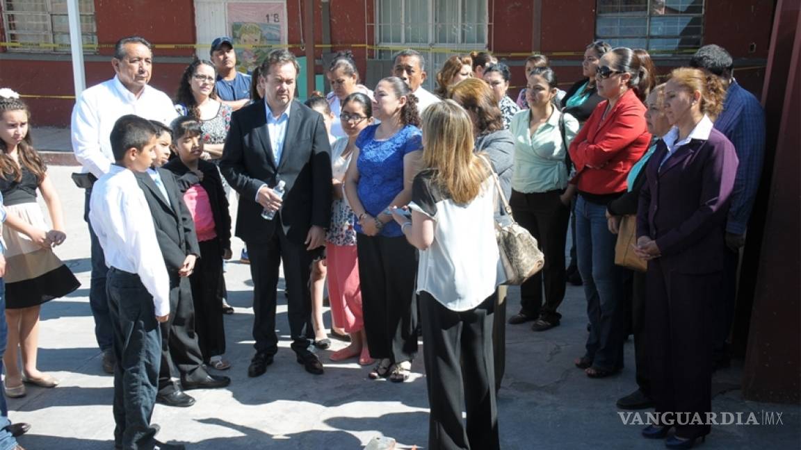 Amenazan a padres de familia por tomar secundaria en Monclova