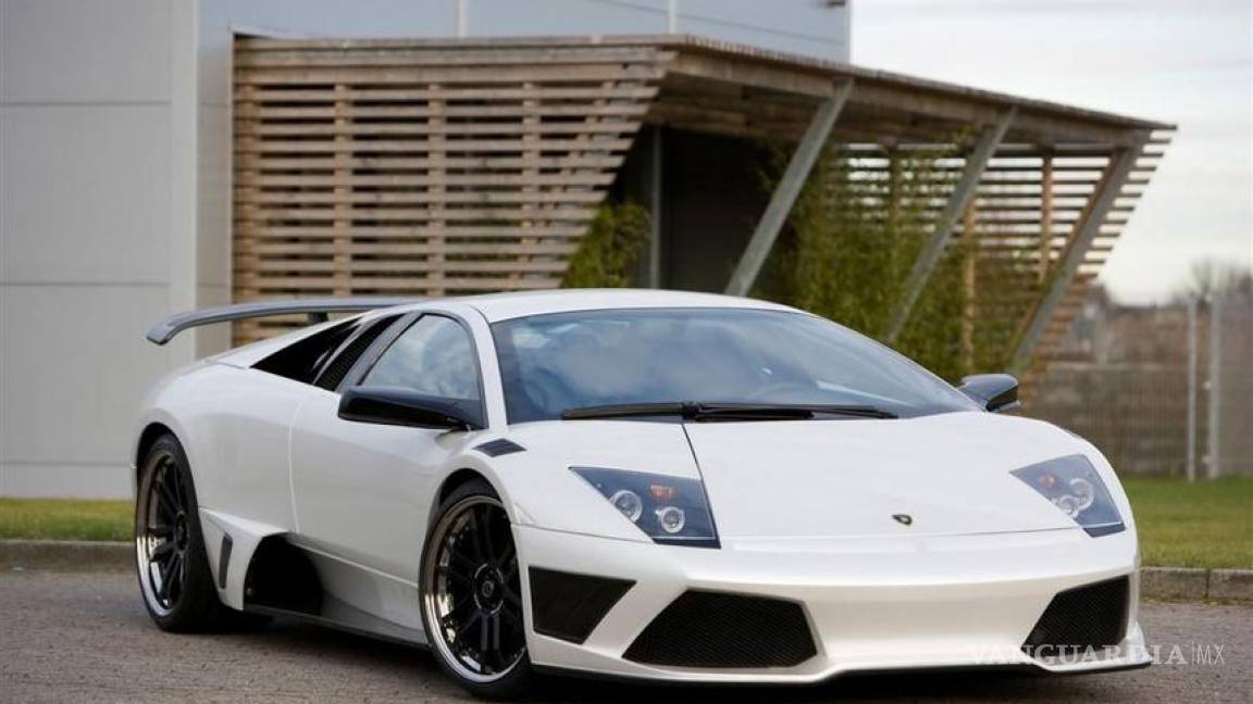 Valet parking choca Lamborghini (Video)