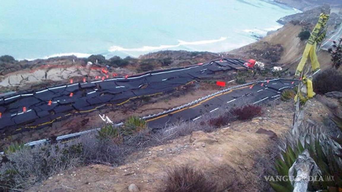 Piden usar vías alternas por daño en tramo de autopista Tijuana-Ensenada