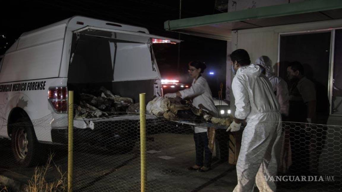 Entregan cinco cuerpos de crematorio a familiares en Acapulco
