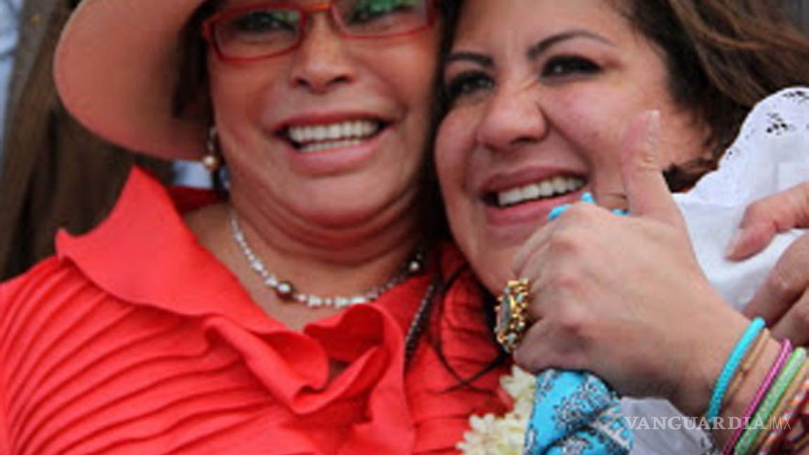 $!"Si no te parece, le llamo a mi mamá", así manejaba Mónica Arriola a colaboradores