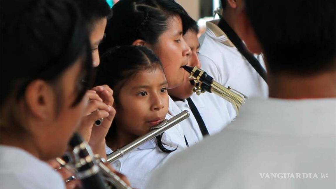 Banda Filarmónica mixe celebra 36 años de difundir el espectro musical de Oaxaca