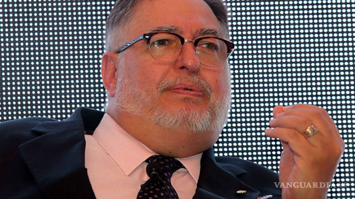 $!Ex secretario Alzati pide trabajo y dinero en Facebook