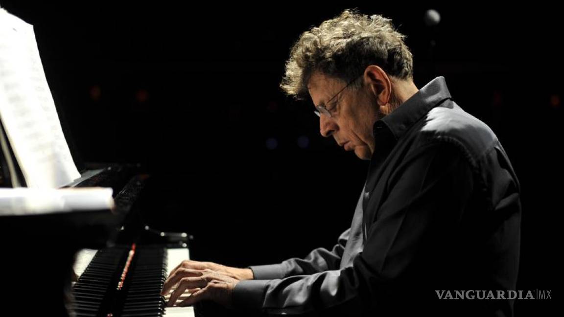 Prepara Phillip Glass una ópera sobre &quot;El juicio&quot; de Kafka