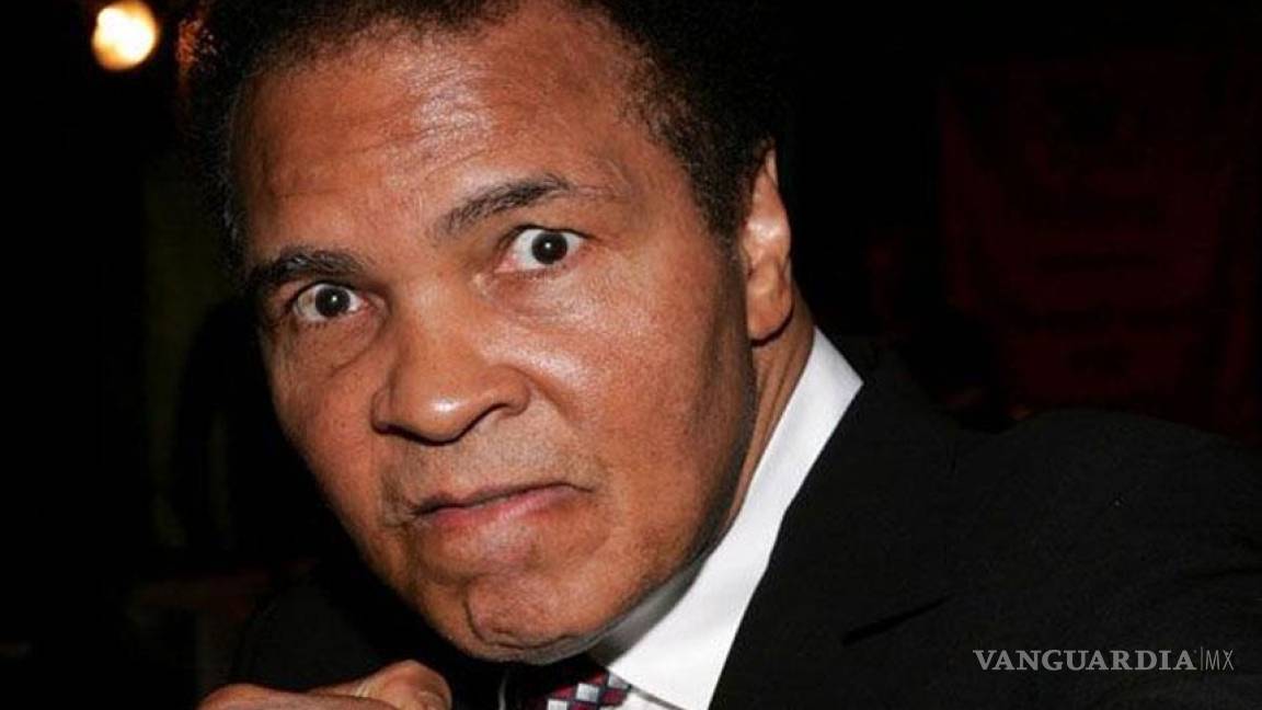 Muhammad Ali ya tiene favorito en el Mayweather-Pacquiao