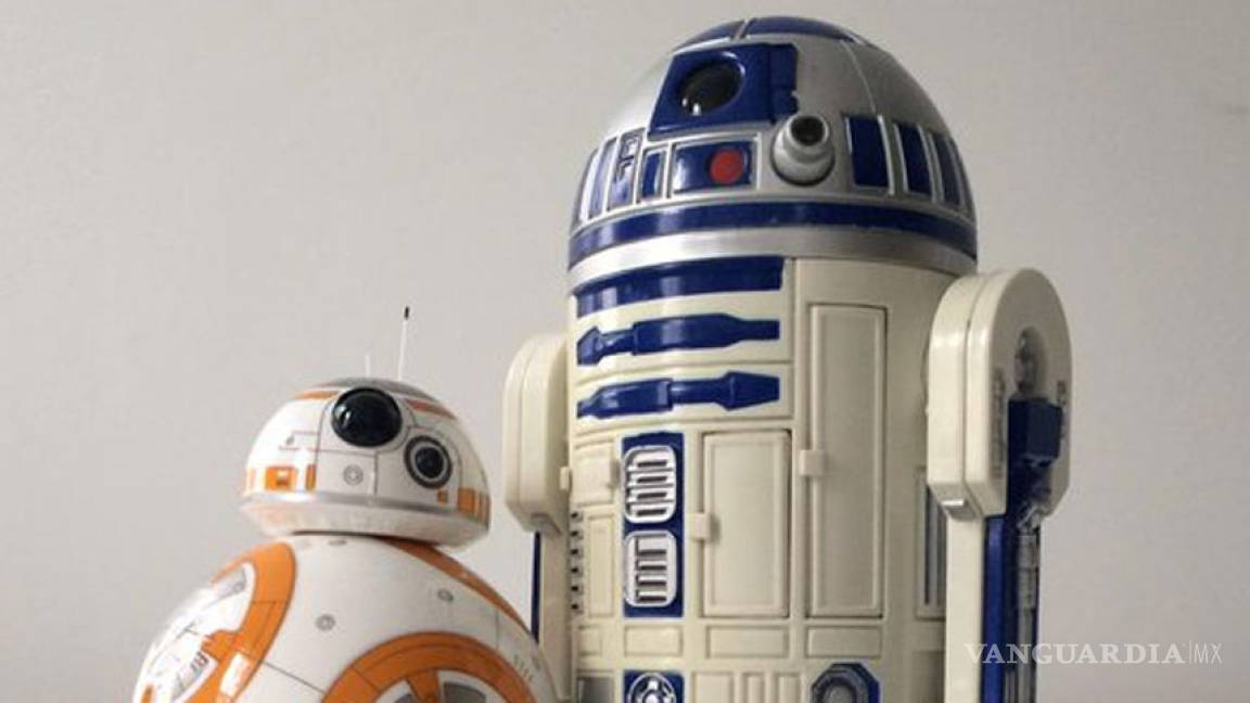 Lo que hablaron R2-D2 y BB-8 en Star Wars: The Force Awakens