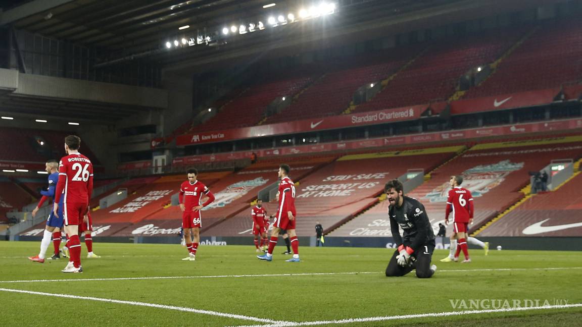 Liverpool sigue en caída libre y suma su quinta derrota consecutiva en casa