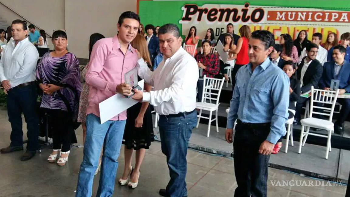 Entregan en Torreón Premio Municipal de la Juventud