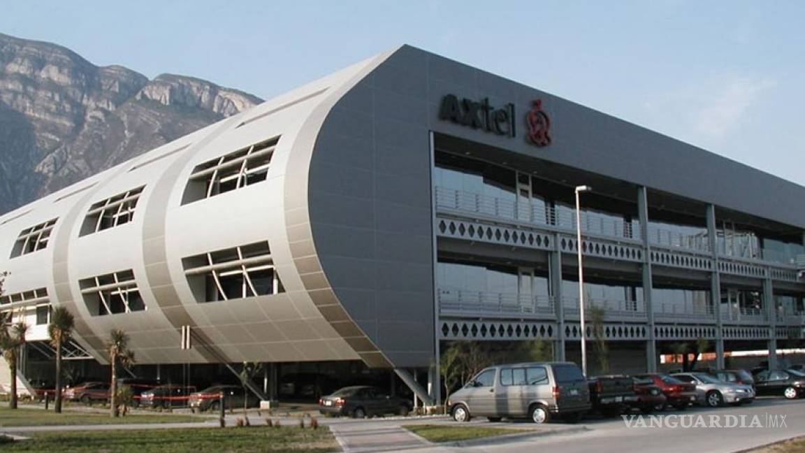 Axtel vende a Televisa su negocio de fibra óptica