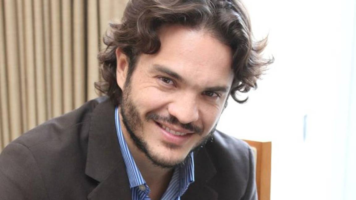 Kuno Becker seduce a reportera