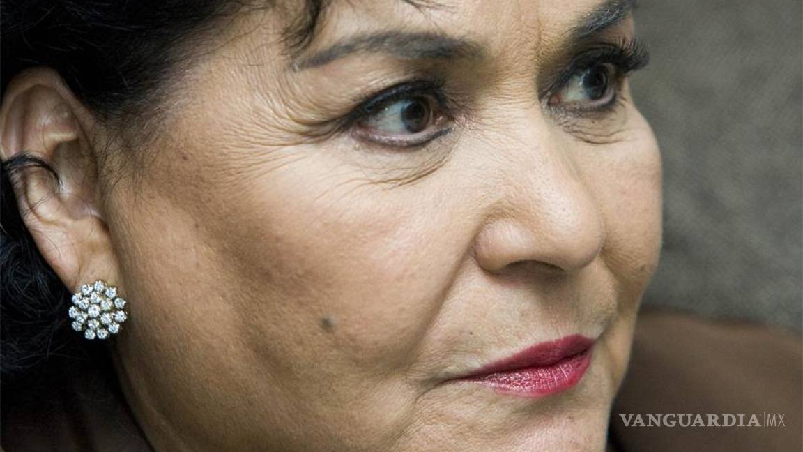 Carmen Salinas regaña en Twitter a políticos que se 'rajan'