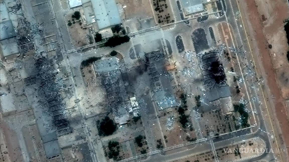$!Una daños satelital del centro de tecnología nuclear de Isfahán después de los ataques aéreos estadounidenses, en Isfahán, Irán.
