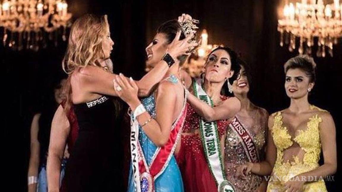 En Brasil, 'princesa' enfurecida arranca la corona a Miss Amazonas