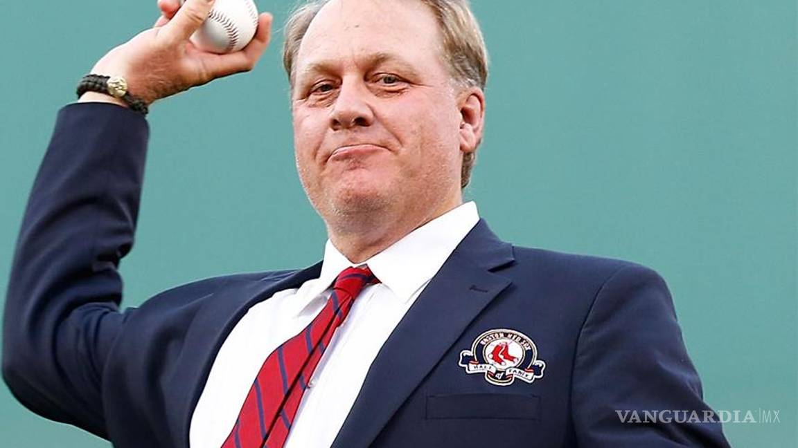 Curt Schilling: Tengo cáncer por masticar tabaco durante 30 años