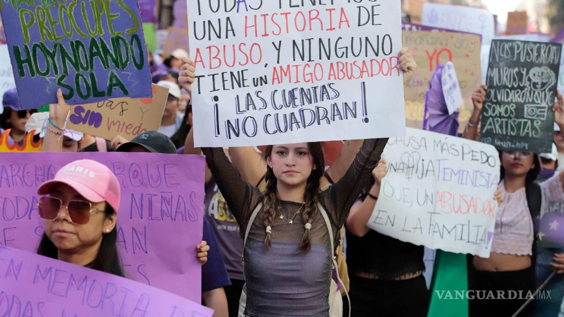 $!Miles de mujeres marcharon por las calles en conmemoración del 8 de Marzo, pidiendo un paro a la violencia de género | Foto: Cuartoscuro