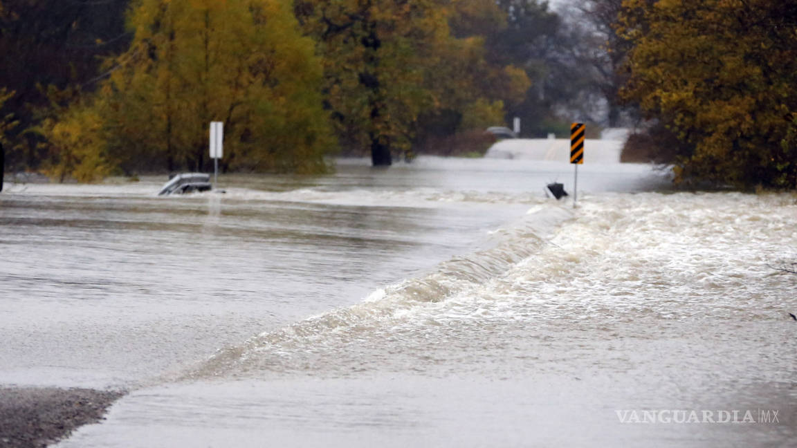 Fuertes lluvias dejan nueve muertos en Texas, Oklahoma y Kansas