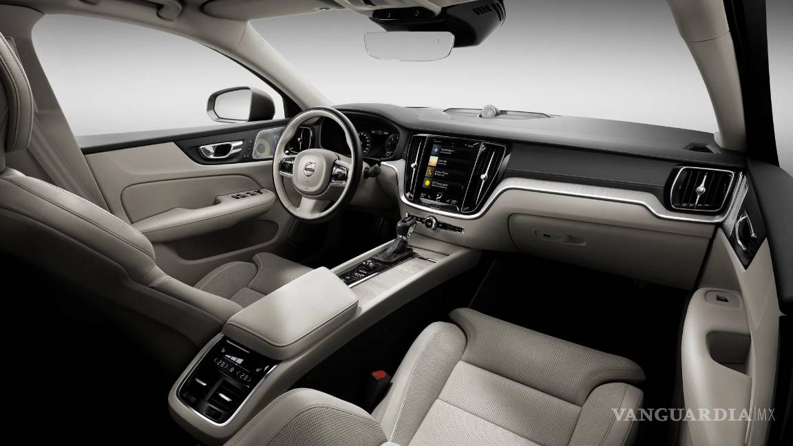 $!Volvo S60 2019, 415 hp para enfrentar al A4 y el Serie 3
