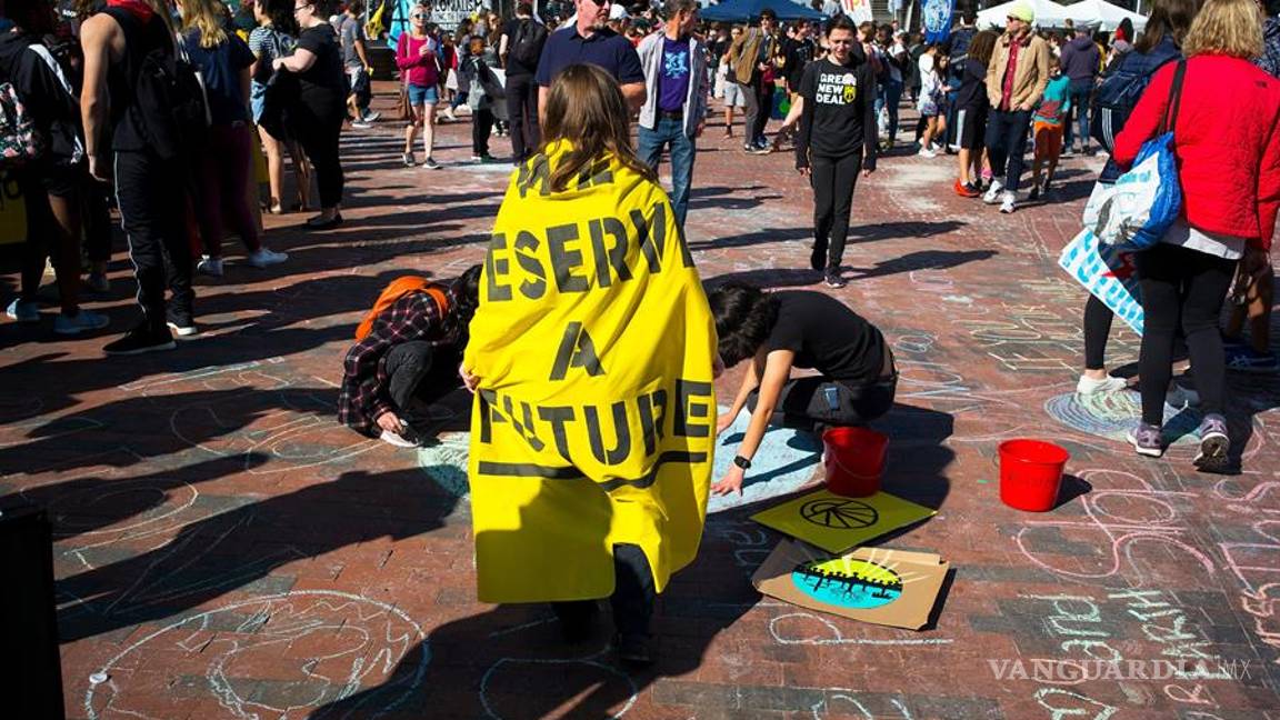 $!"Huelga Global Climática" convoca a miles de jóvenes en el mundo, mira éstas imágenes