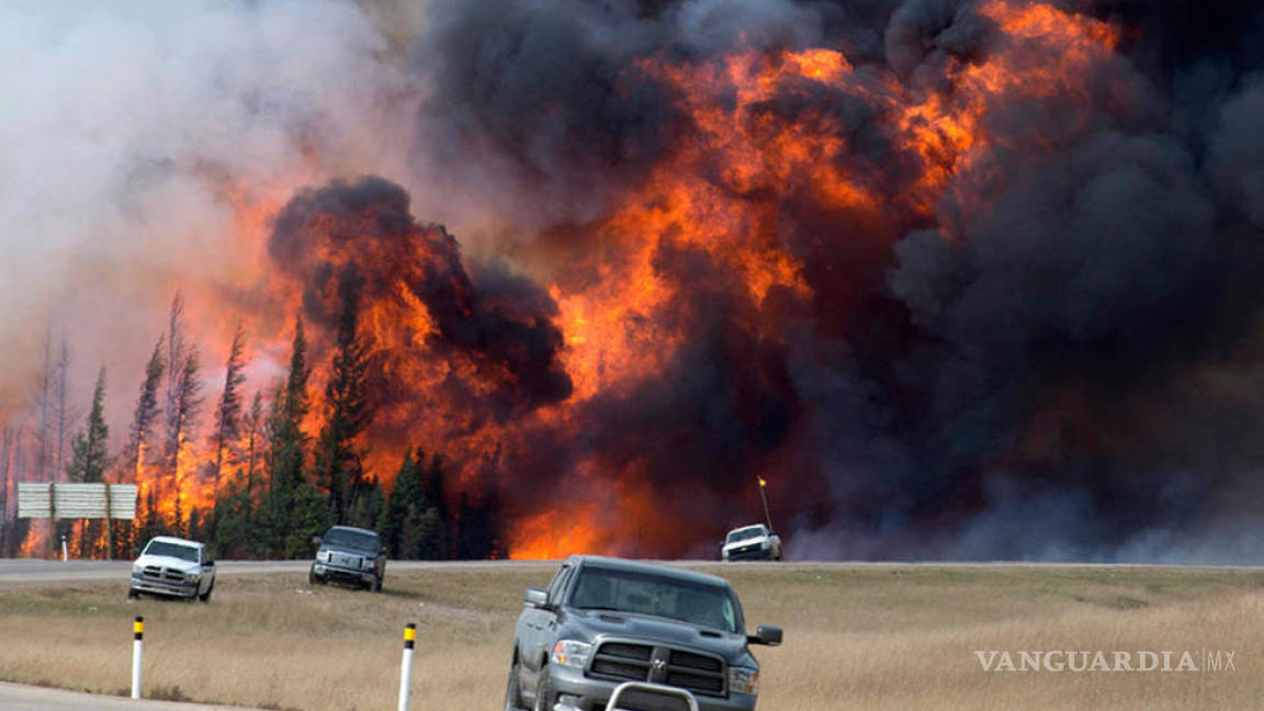 México apoyará a Canadá enviando 100 bomberos para combatir incendios