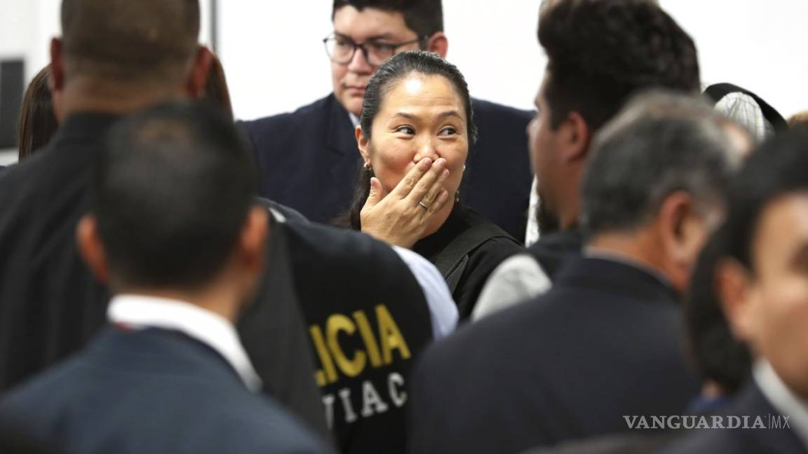 Keiko Fujimori se presenta ante audiencia que decidirá su prisión preventiva