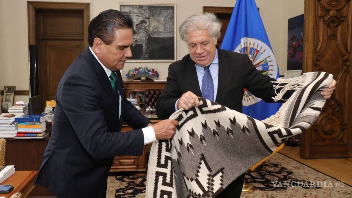 Silvano Aureoles se reúne con secretario de la OEA; hablaron de estrategia de 'abrazos, no balazos' de AMLO
