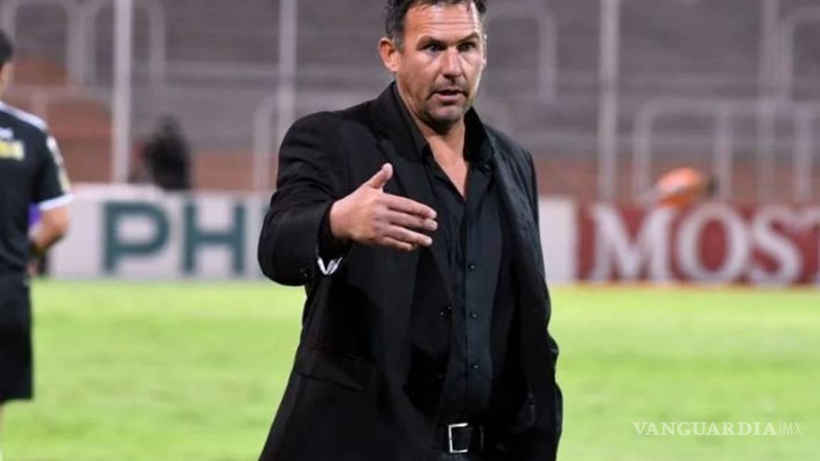 $!Diego Alonso, Memo Vázquez, Tena ¿Quién diablos será el nuevo técnico de Chivas?